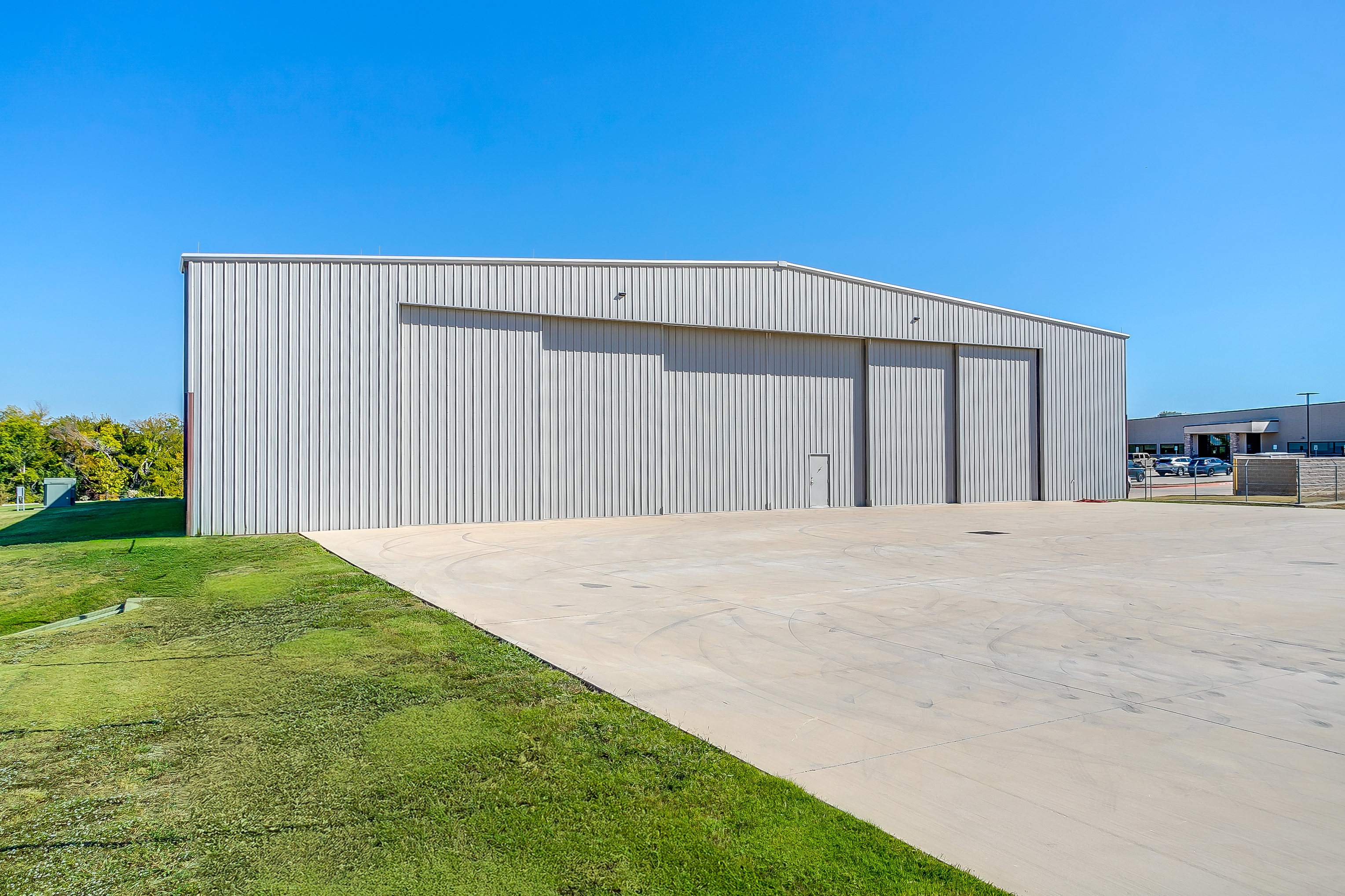 Hicks Hanger project photo 13